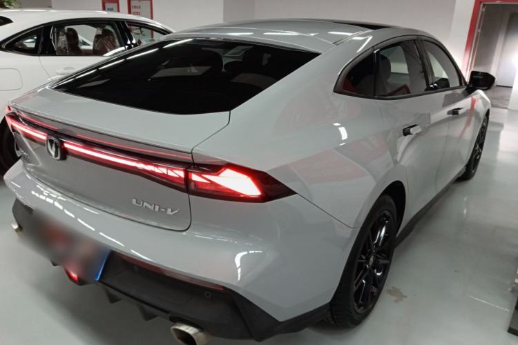 Used CHANGAN UNI-V 2022 1.5T Prestige Version Rear Right 45 Deg