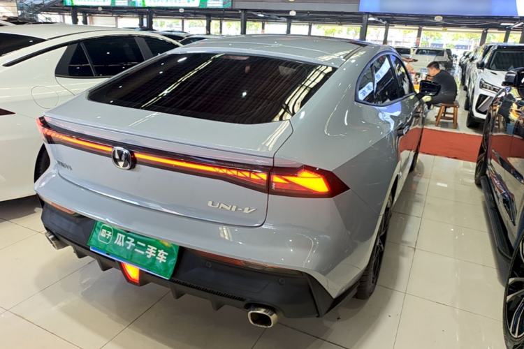 Used CHANGAN UNI-V 2022 1.5T Prestige Version Rear Right 45 Deg