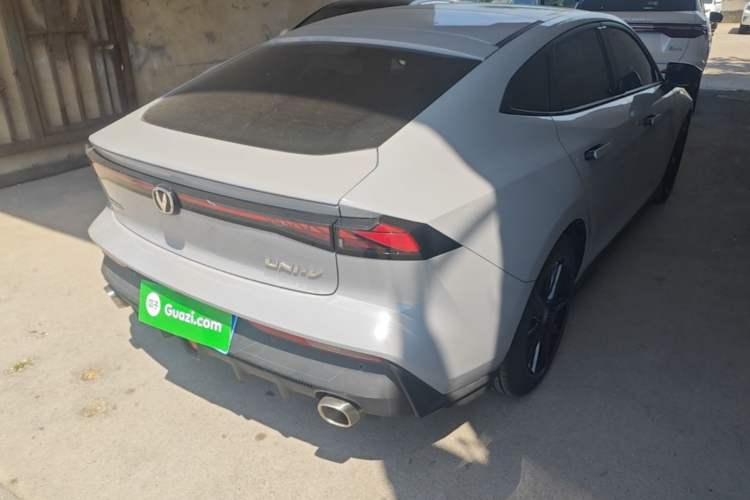 Used CHANGAN UNI-V 2022 1.5T Prestige Version Rear Right 45 Deg