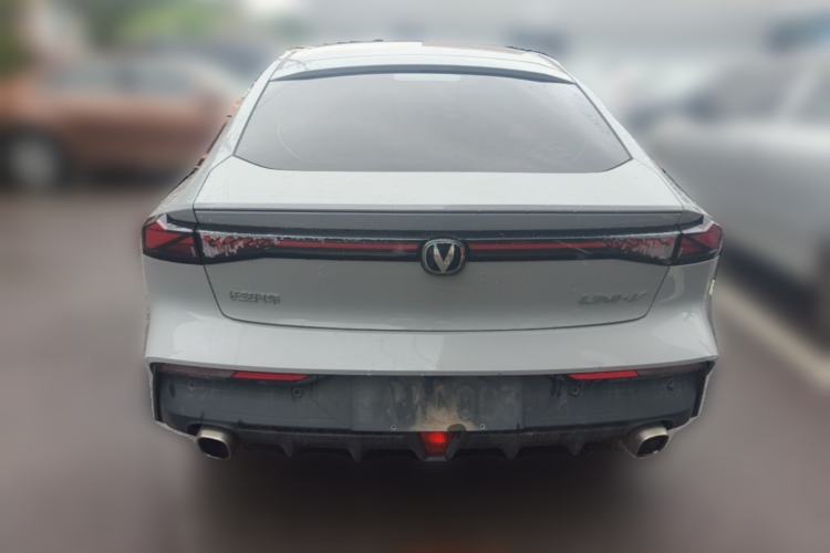 Used CHANGAN UNI-V 2022 1.5T Prestige Version Rear