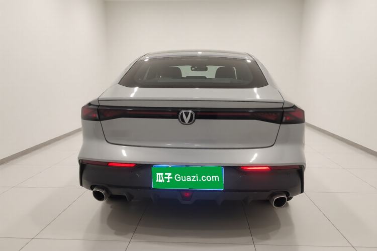 Used CHANGAN UNI-V 2022 1.5T Prestige Version Rear