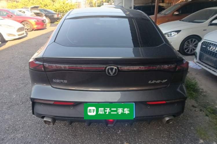 Used CHANGAN UNI-V 2022 1.5T Smart Navigation Version Rear