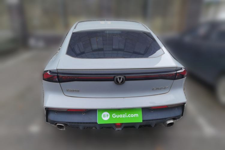 Used CHANGAN UNI-V 2022 1.5T Prestige Version Rear