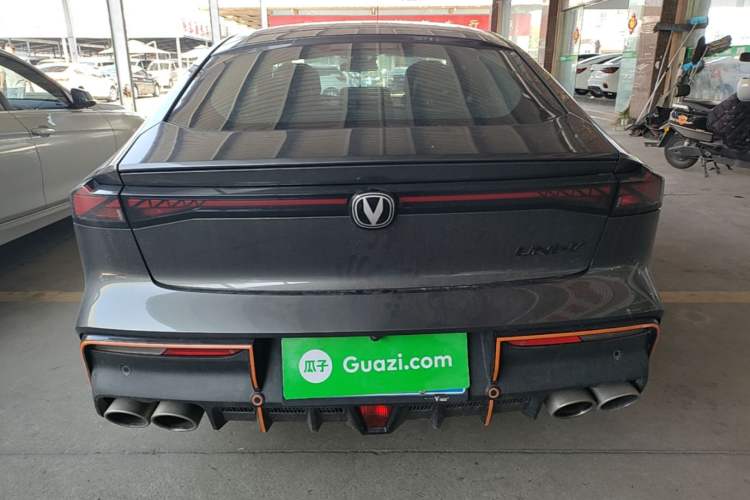 Used CHANGAN UNI-V 2022 1.5T Sport Edition Rear