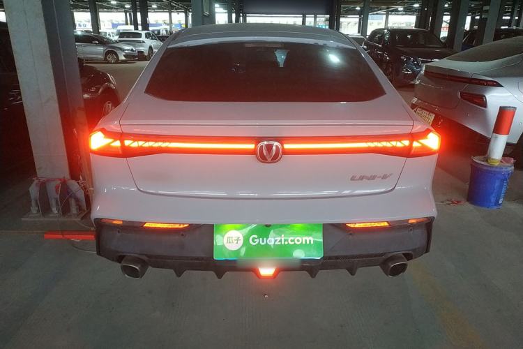 Used CHANGAN UNI-V 2022 1.5T Prestige Version Rear