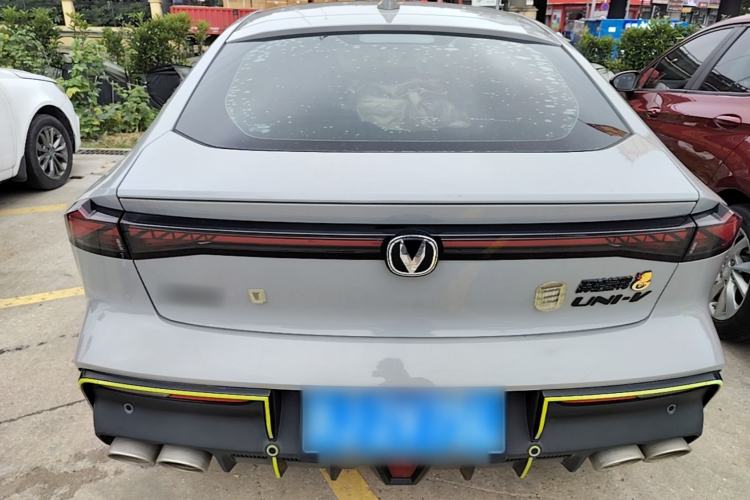 Used CHANGAN UNI-V 2022 2.0T Leading-Speed Edition Rear