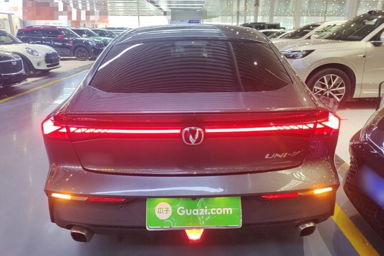 Used CHANGAN UNI-V 2022 1.5T Prestige Version Rear