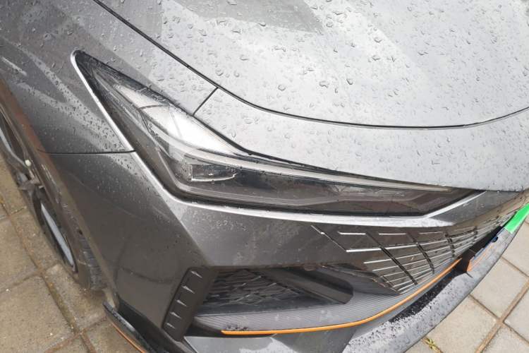 Used CHANGAN UNI-V 2022 1.5T Sport Edition Right Front Headlight