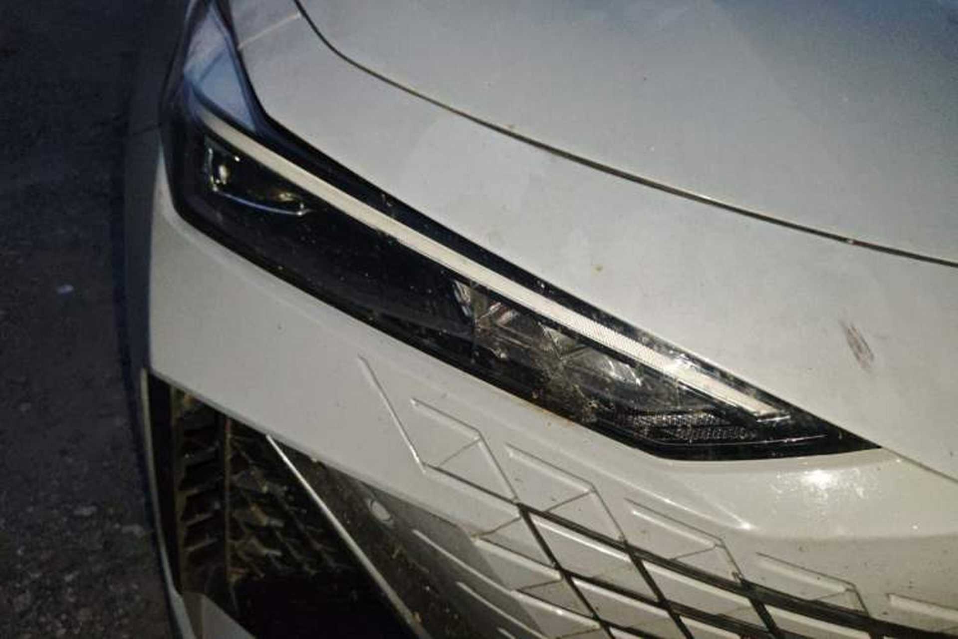 Used CHANGAN UNI-V 2022 1.5T Prestige Version Right Front Headlight