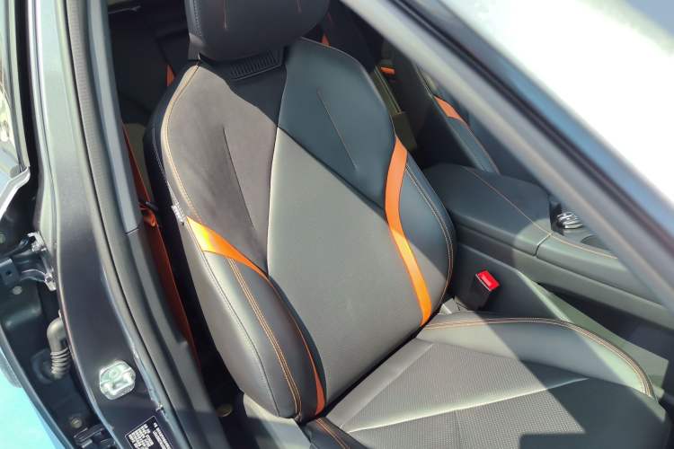 Used CHANGAN UNI-V 2022 1.5T Sport Edition Right Front Seat