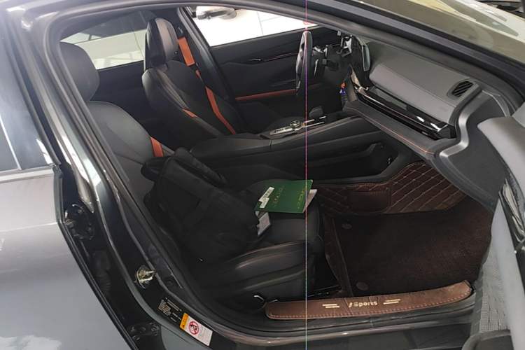 Used CHANGAN UNI-V 2022 1.5T Sport Edition Right Front Seat