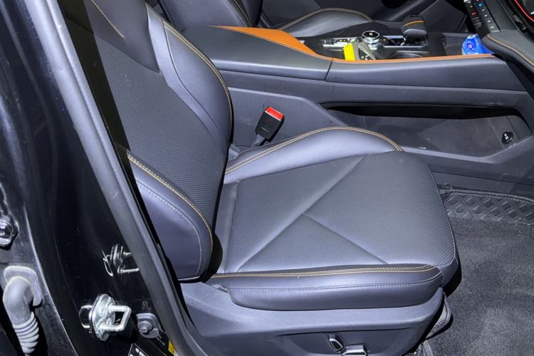 Used CHANGAN UNI-V 2022 1.5T Prestige Version Right Front Seat