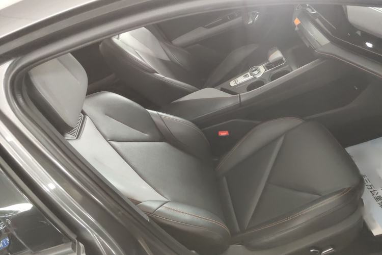 Used CHANGAN UNI-V 2022 1.5T Prestige Version Right Front Seat