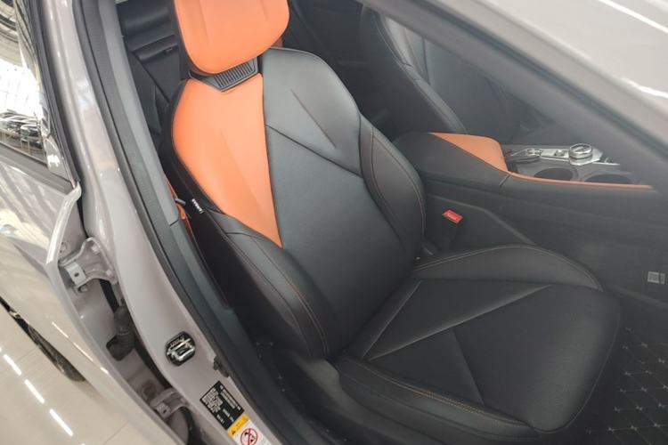 Used CHANGAN UNI-V 2022 1.5T Prestige Version Right Front Seat