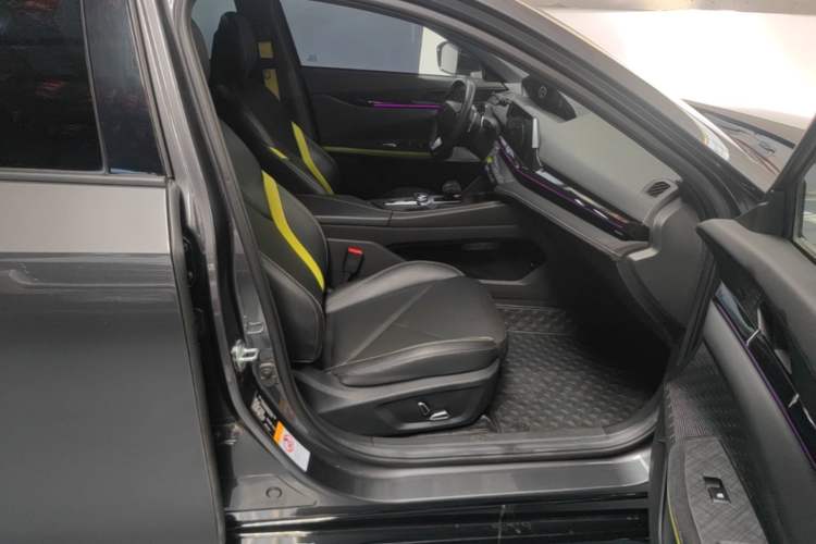Used CHANGAN UNI-V 2022 1.5T Sport Edition Right Front Seat