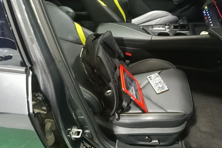 Used CHANGAN UNI-V 2022 1.5T Sport Edition Right Front Seat