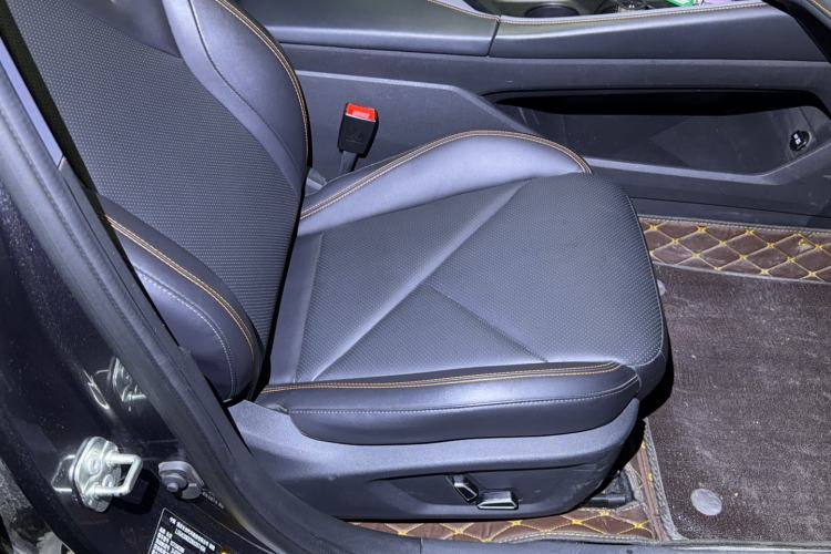 Used CHANGAN UNI-V 2022 1.5T Prestige Version Right Front Seat