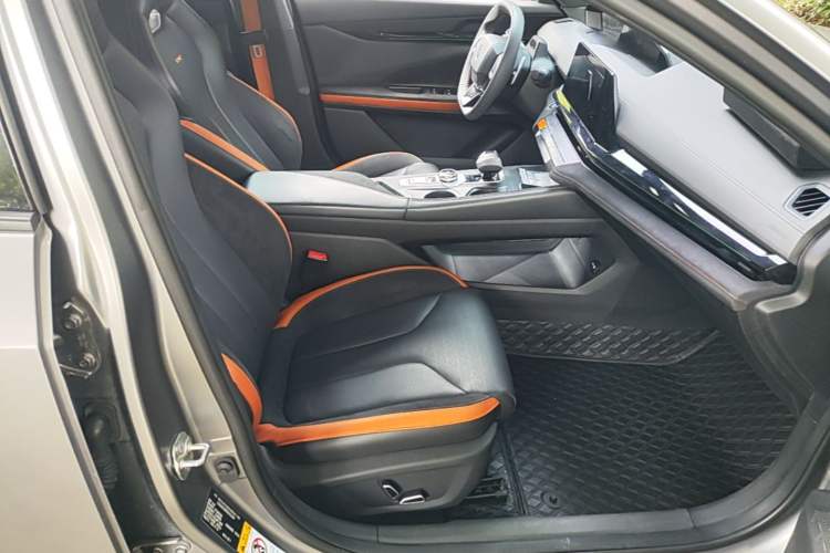 Used CHANGAN UNI-V 2022 2.0T Leading-Speed Edition Right Front Seat