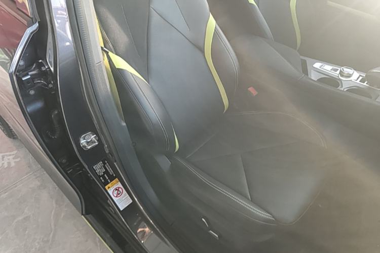 Used CHANGAN UNI-V 2022 1.5T Sport Edition Right Front Seat