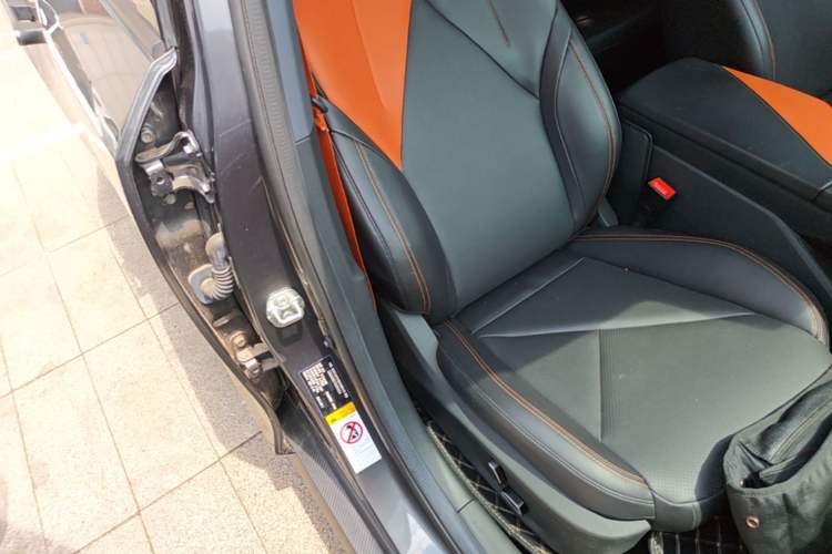 Used CHANGAN UNI-V 2022 1.5T Prestige Version Right Front Seat
