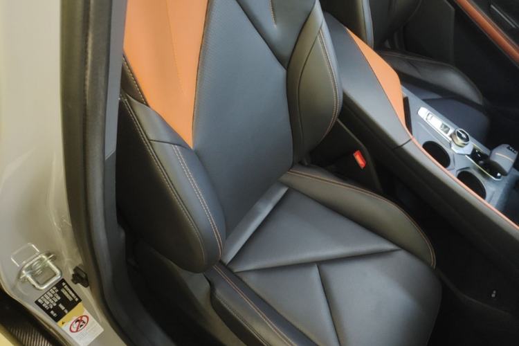 Used CHANGAN UNI-V 2022 1.5T Smart Navigation Version Right Front Seat