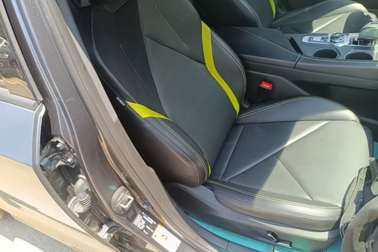Used CHANGAN UNI-V 2022 1.5T Sport Edition Right Front Seat