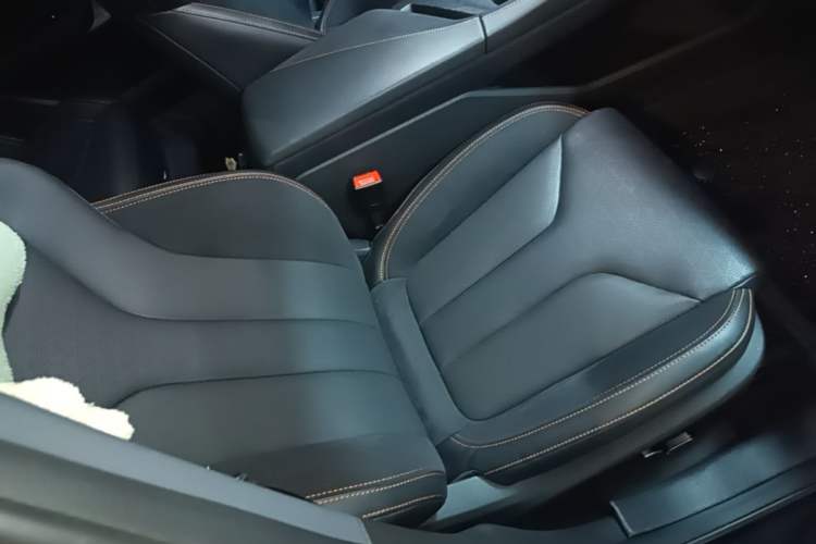 Used CHANGAN UNI-V 2022 2.0T Sporty Version Right Front Seat