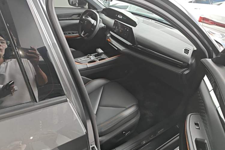 Used CHANGAN UNI-V 2022 1.5T Prestige Version Right Front Seat