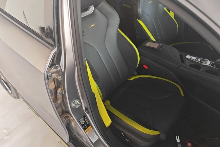 Used CHANGAN UNI-V 2022 2.0T Leading-Speed Edition Right Front Seat