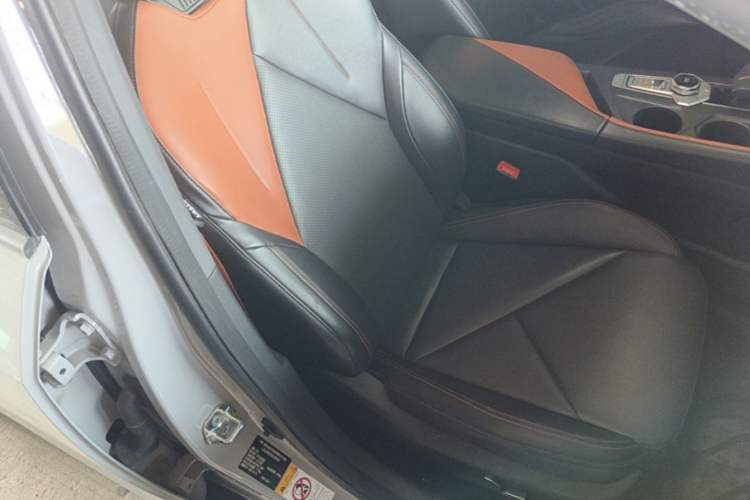 Used CHANGAN UNI-V 2022 1.5T Prestige Version Right Front Seat