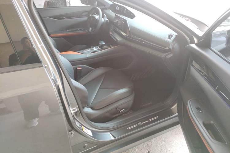 Used CHANGAN UNI-V 2022 1.5T Prestige Version Right Front Seat