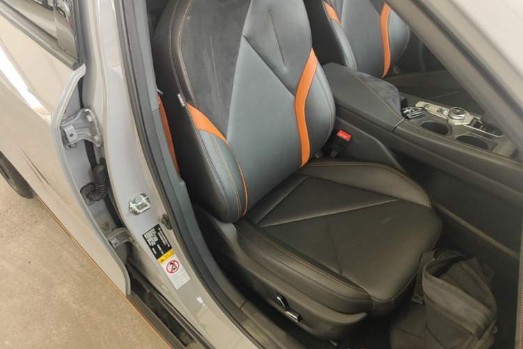 Used CHANGAN UNI-V 2022 1.5T Sport Edition Right Front Seat