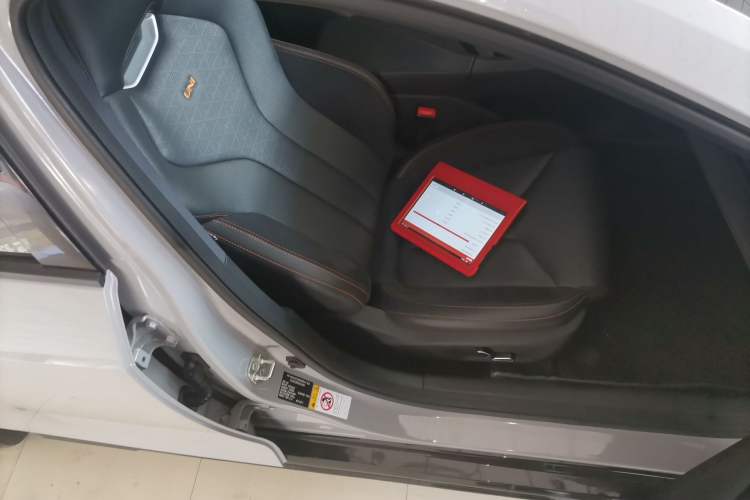 Used CHANGAN UNI-V 2022 2.0T Leading-Speed Edition Right Front Seat