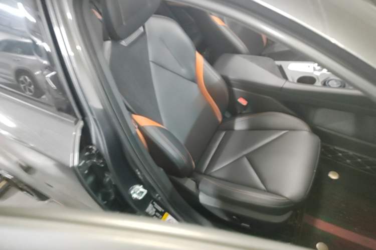 Used CHANGAN UNI-V 2022 1.5T Sport Edition Right Front Seat