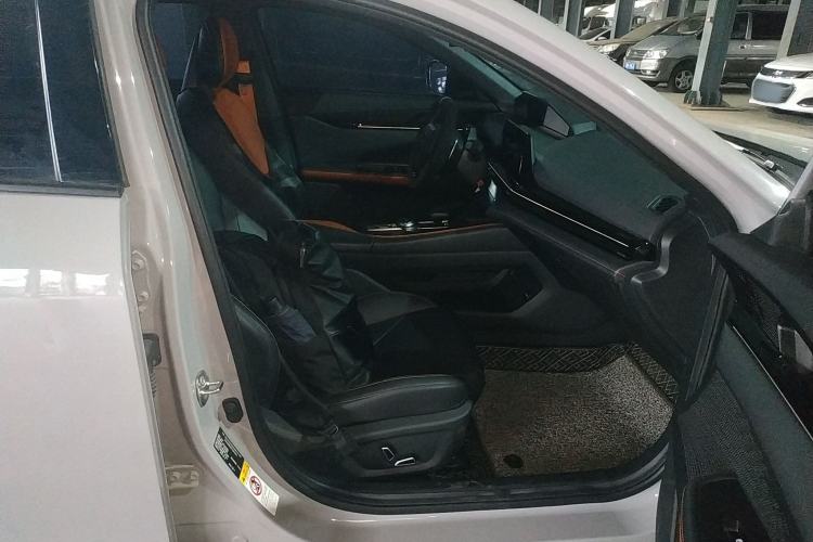 Used CHANGAN UNI-V 2022 1.5T Prestige Version Right Front Seat