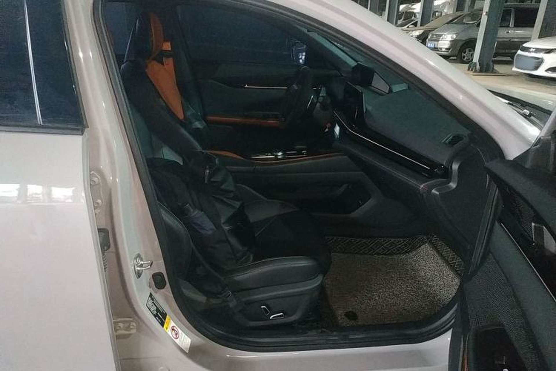 Used CHANGAN UNI-V 2022 1.5T Prestige Version Right Front Seat