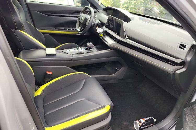 Used CHANGAN UNI-V 2022 2.0T Leading-Speed Edition Right Front Seat