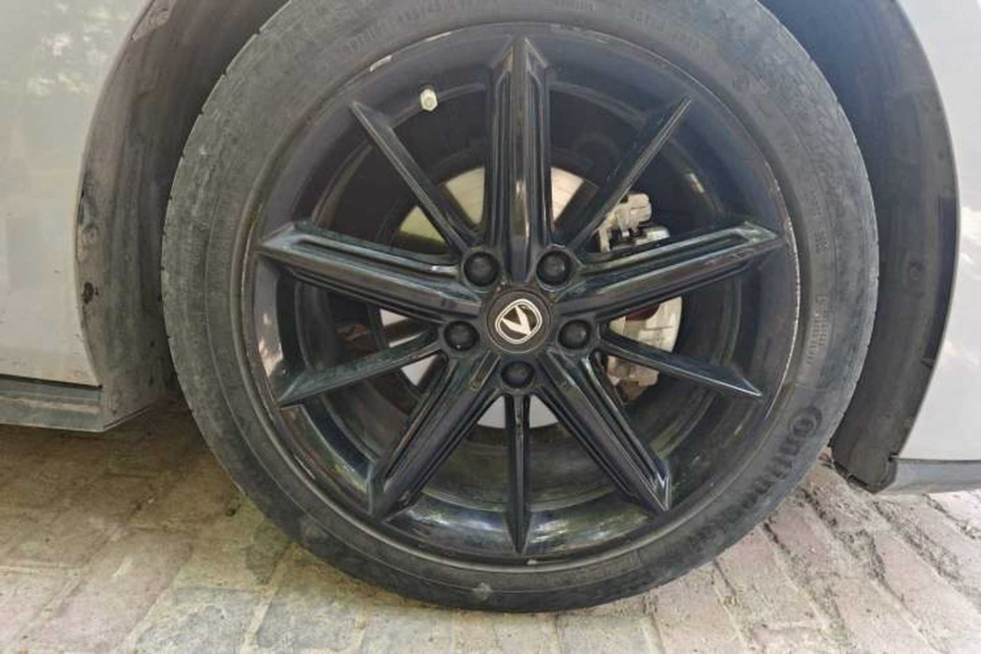Used CHANGAN UNI-V 2022 1.5T Prestige Version Right Front Wheel Hub