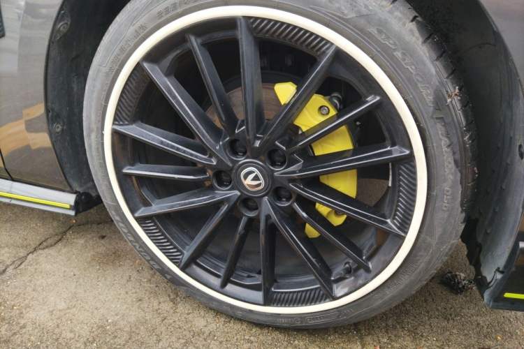 Used CHANGAN UNI-V 2022 1.5T Sport Edition Right Front Wheel Hub