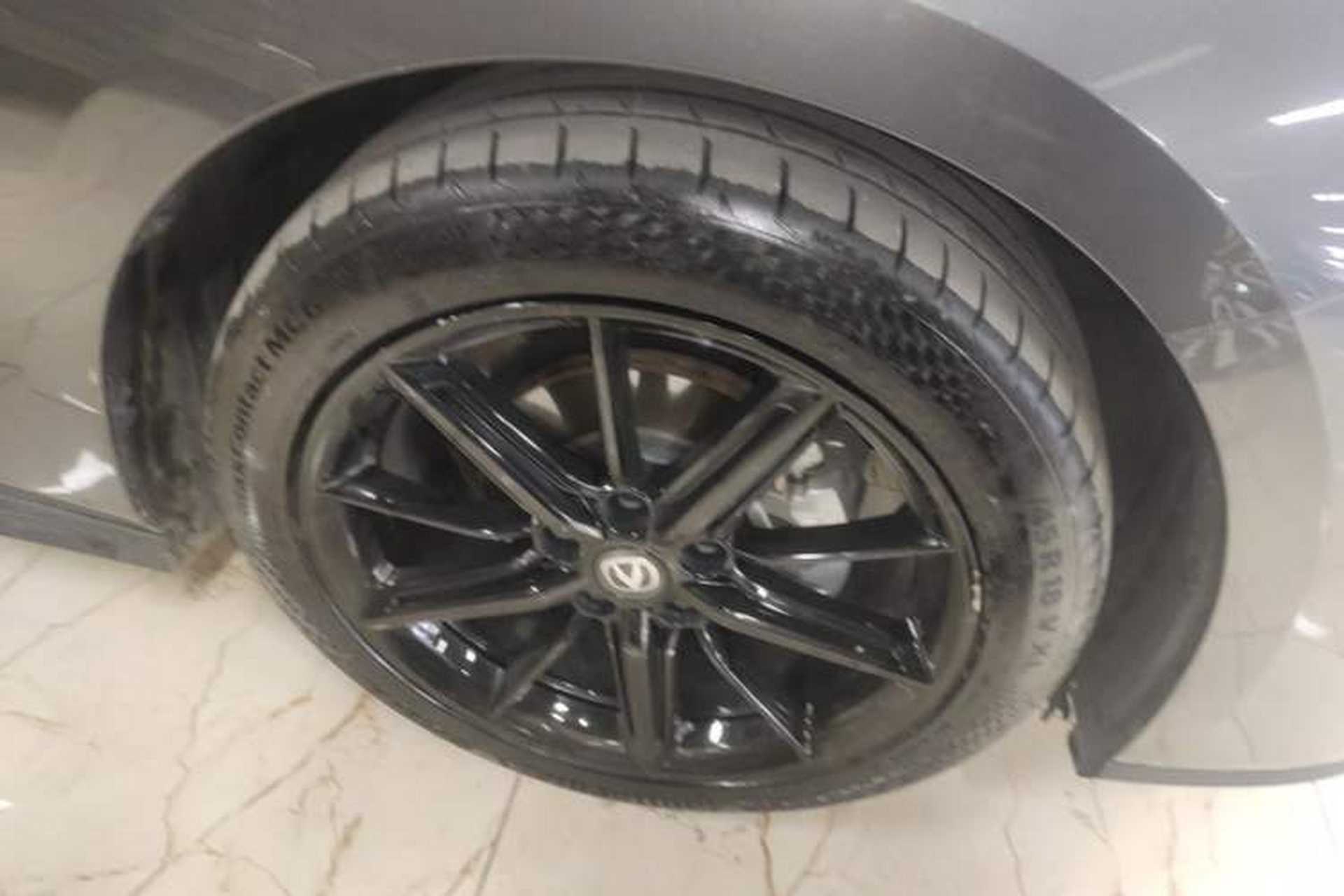 Used CHANGAN UNI-V 2022 1.5T Prestige Version Right Front Wheel Hub
