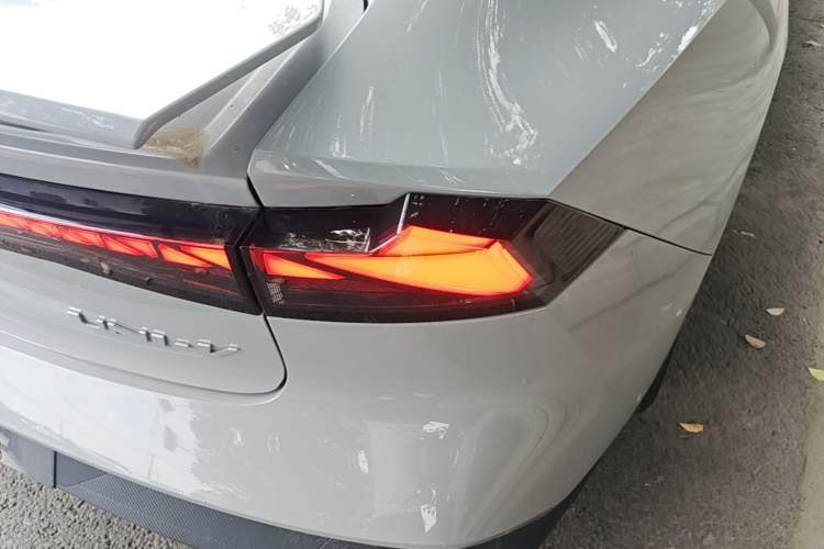 Used CHANGAN UNI-V 2022 1.5T Prestige Version Right Rear Taillight