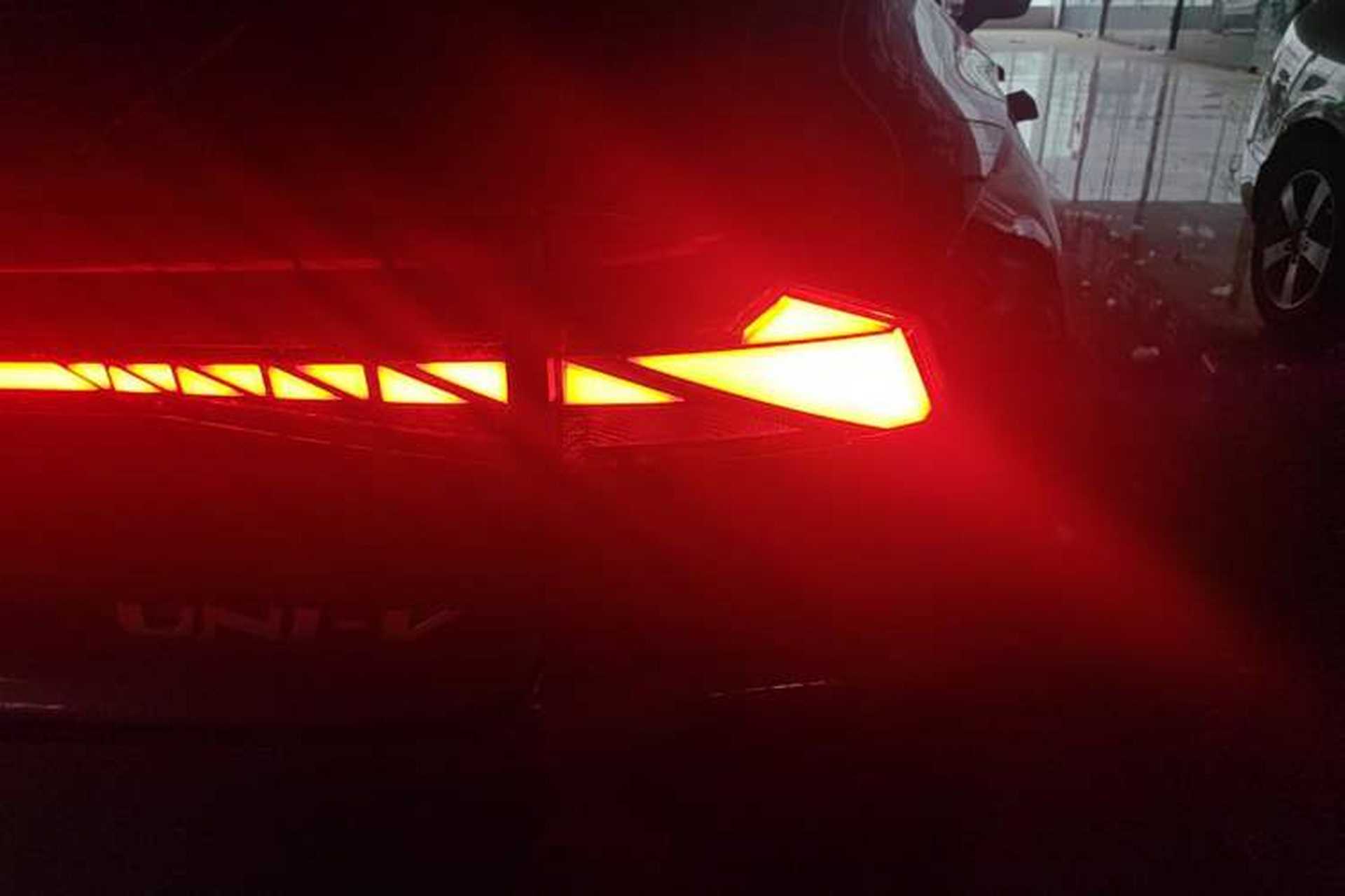 Used CHANGAN UNI-V 2022 1.5T Prestige Version Right Rear Taillight