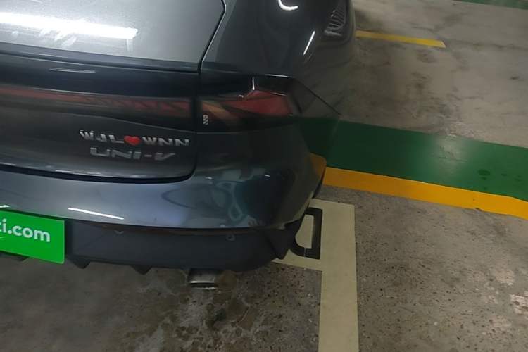 Used CHANGAN UNI-V 2022 1.5T Prestige Version Right Rear Taillight
