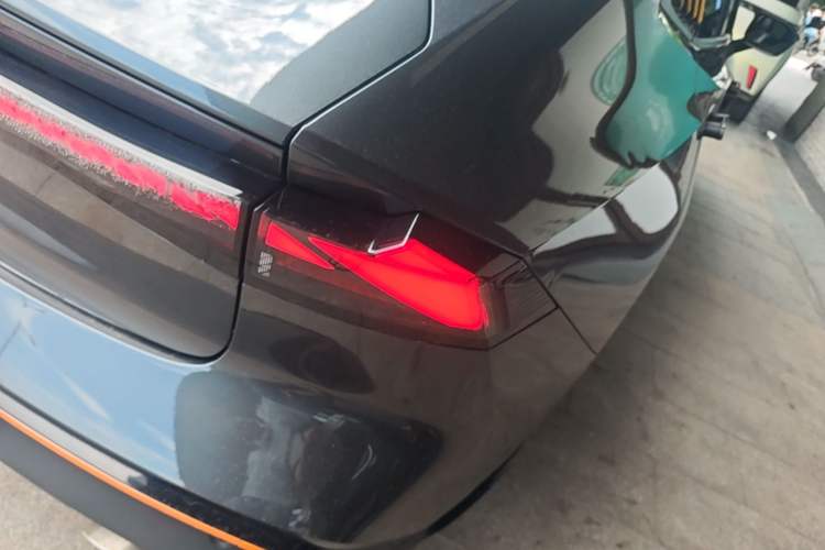 Used CHANGAN UNI-V 2022 1.5T Sport Edition Right Rear Taillight