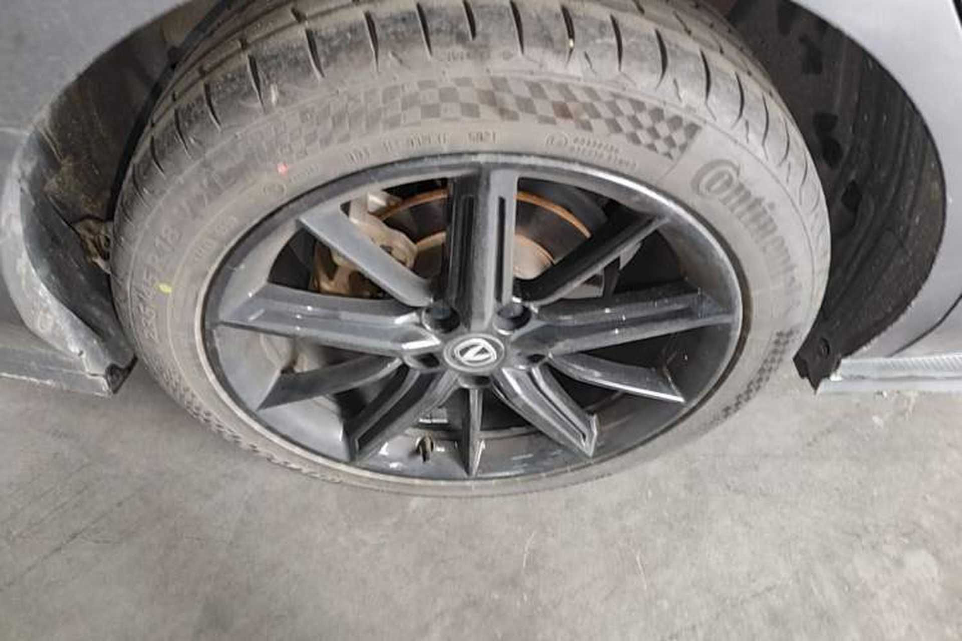 Used CHANGAN UNI-V 2022 1.5T Smart Navigation Version Right Rear Wheel Hub