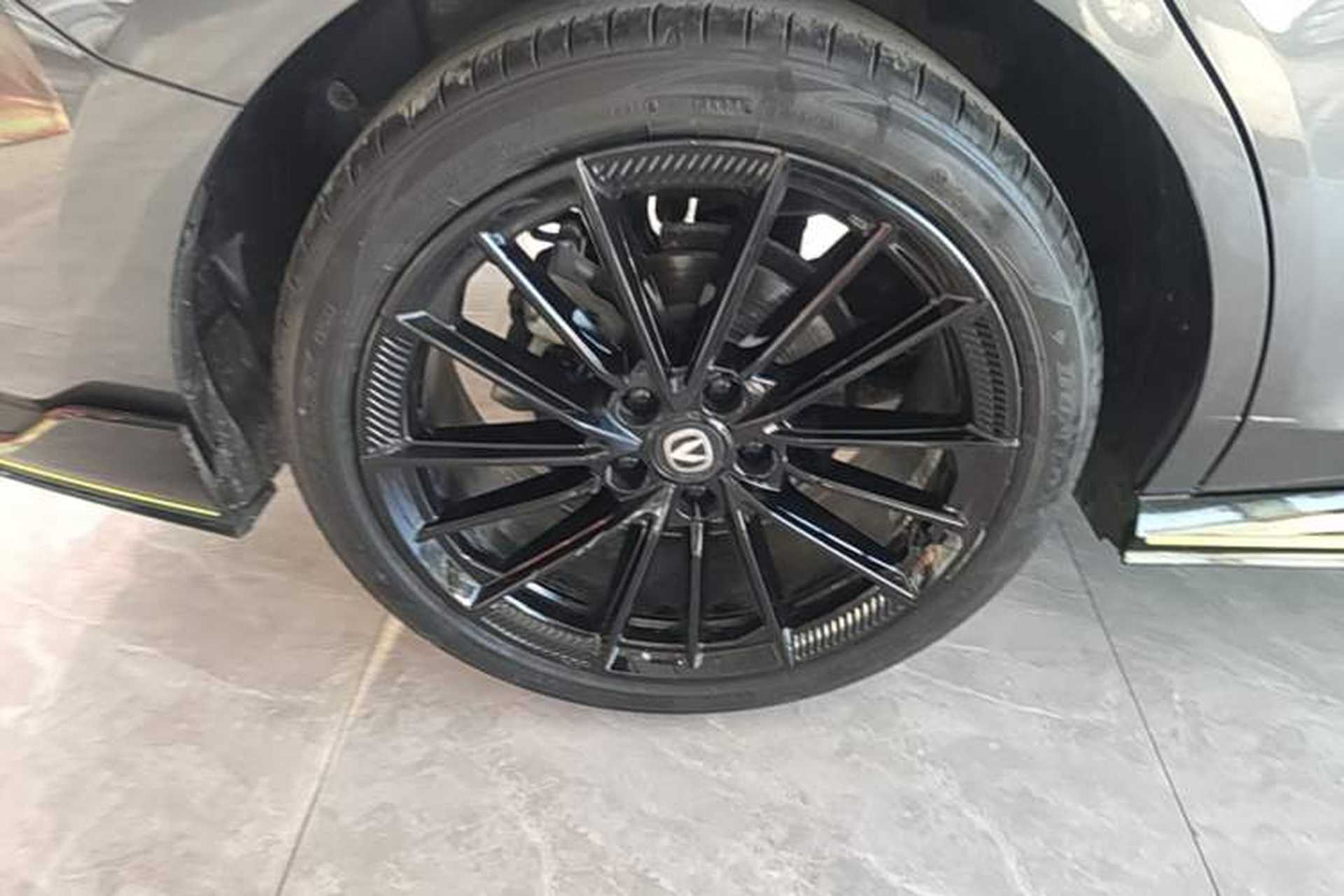 Used CHANGAN UNI-V 2022 1.5T Sport Edition Right Rear Wheel Hub