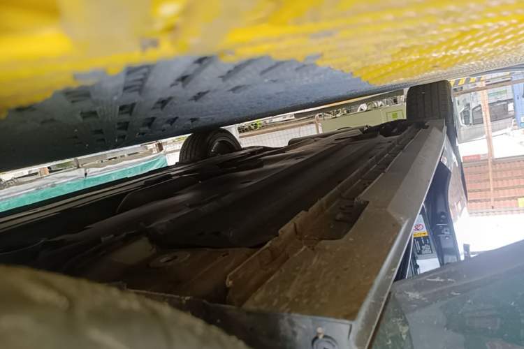 Used CHANGAN UNI-V 2022 1.5T Prestige Version Right Side Sill