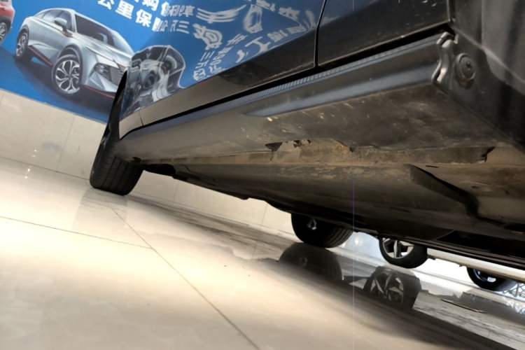 Used CHANGAN UNI-V 2022 1.5T Prestige Version Right Side Sill