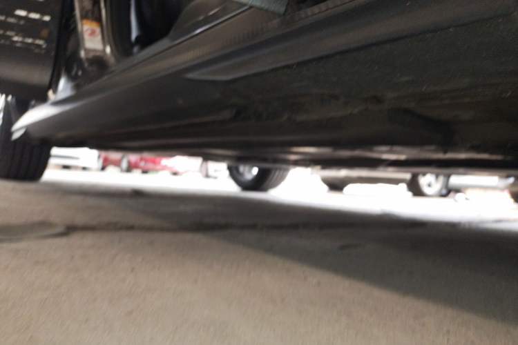 Used CHANGAN UNI-V 2022 1.5T Smart Navigation Version Right Side Sill