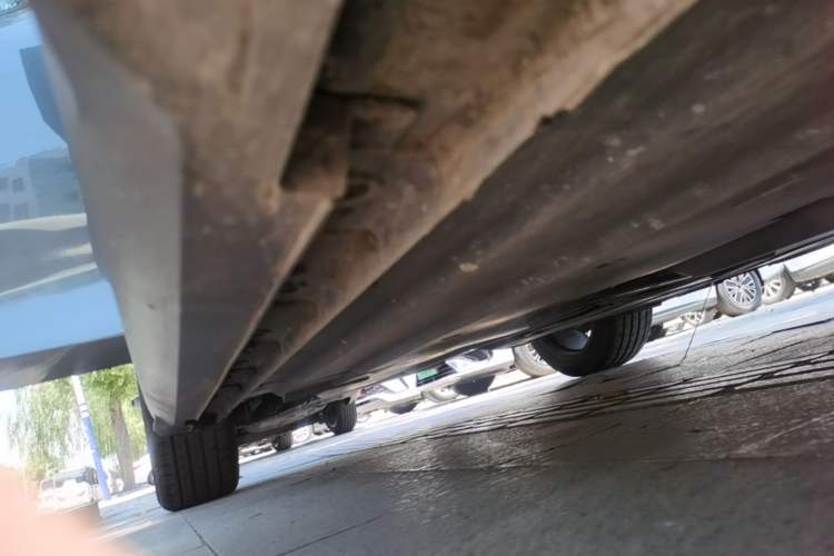 Used CHANGAN UNI-V 2022 1.5T Prestige Version Right Side Sill